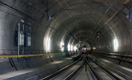 Στην Ελβετία η μεγαλύτερη σήραγγα του κόσμου